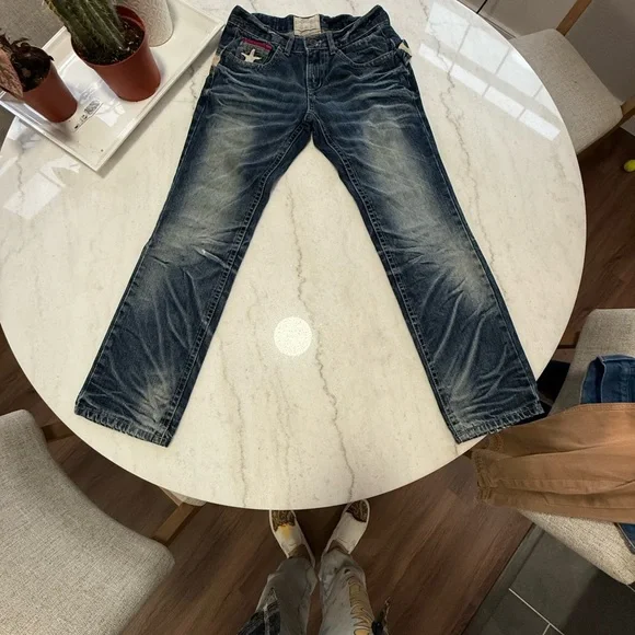 Rare
Yoshitomo Nara x Lolita Jeans - Picture 2 of 3